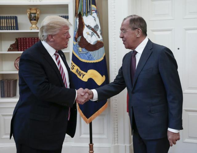 La Maison-Blanche furieuse après la publication de photos par Moscou
