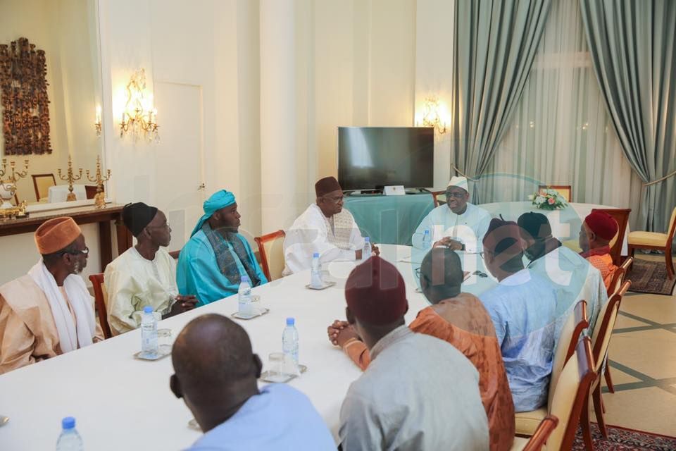 Le Président de la République a reçu Serigne Omar Ahmad Dème, Khalife de El Hadji Ahmad Dème de Sokone