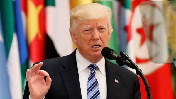 En visite à Jérusalem, Trump prend de nouveau l'Iran pour cible
