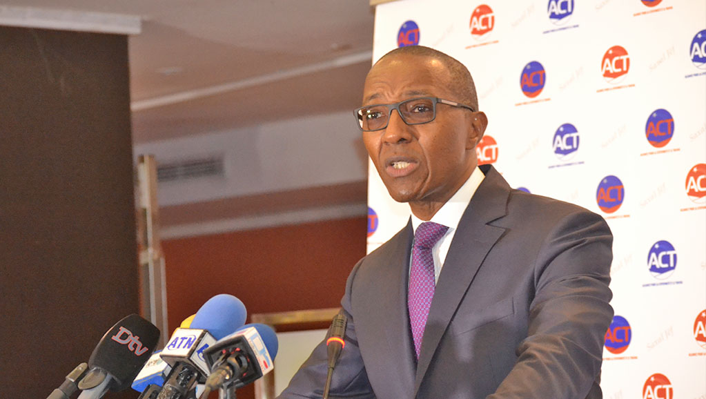 Législatives 2017 : Abdoul Mbaye dirige   la coalition « Joyyanti »