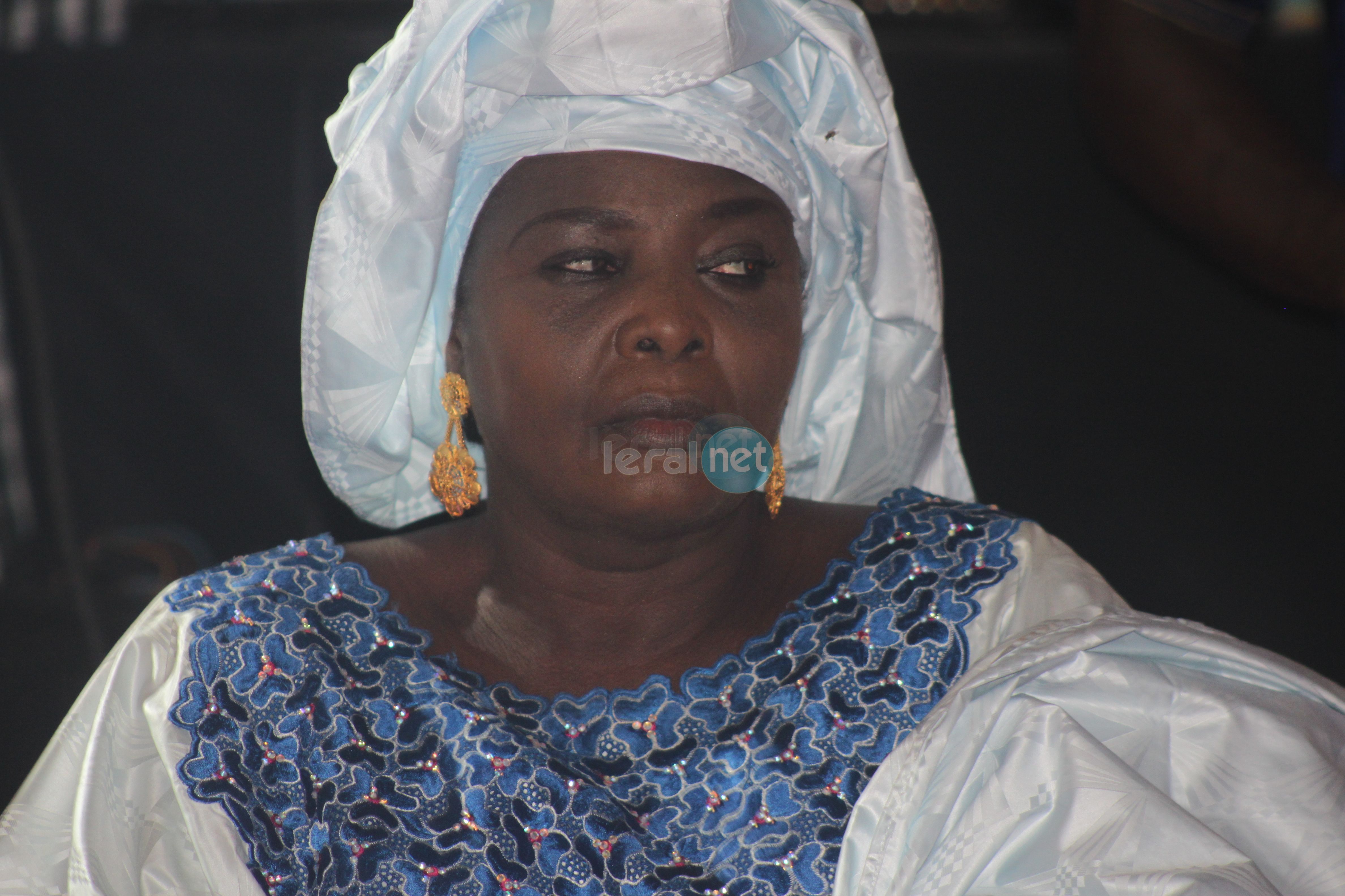La maman à Coumba Gawlo Seck, Adja  Fatou Kiné Mbaye en quelques clichés