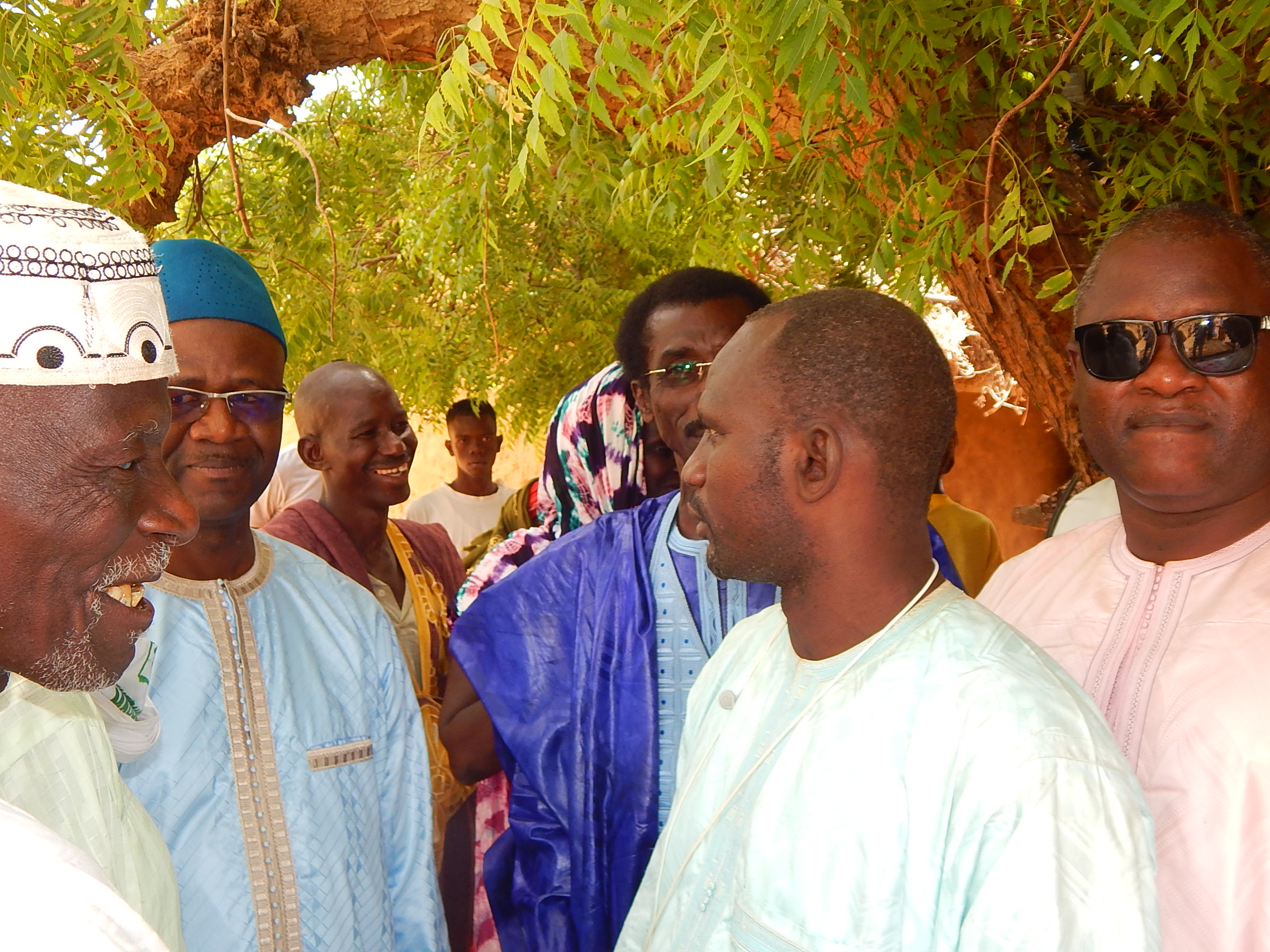 (Photos) ​PODOR /Tournée politique: Daouda Ly dit Mahi, Leader APR à Saldé, sillonne les  localités de l’île à Morphil