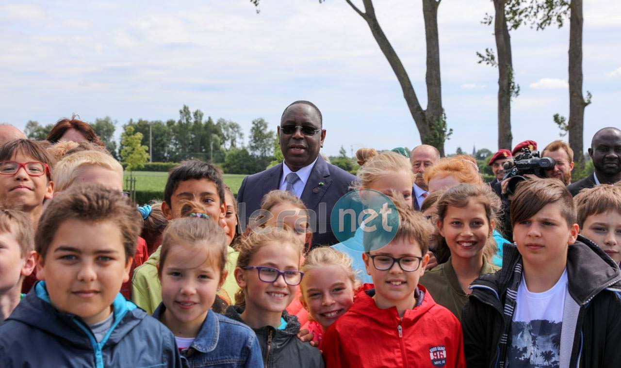 Photos : Le président Macky Sall a pris part à la commémoration à la mémoire des tirailleurs sénégalais à Chastre