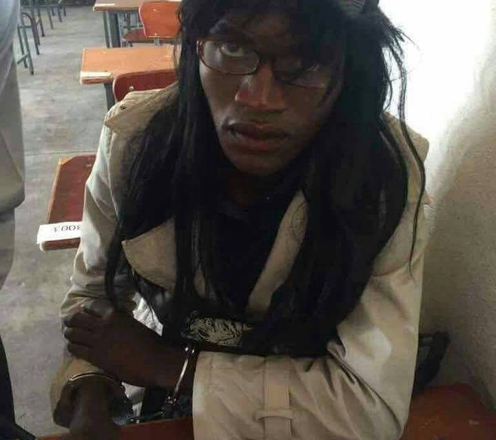 Cet homme a été pris en flagrant délit au Zimbabwe en train de passer l'examen à la place de sa fiancée (photos)