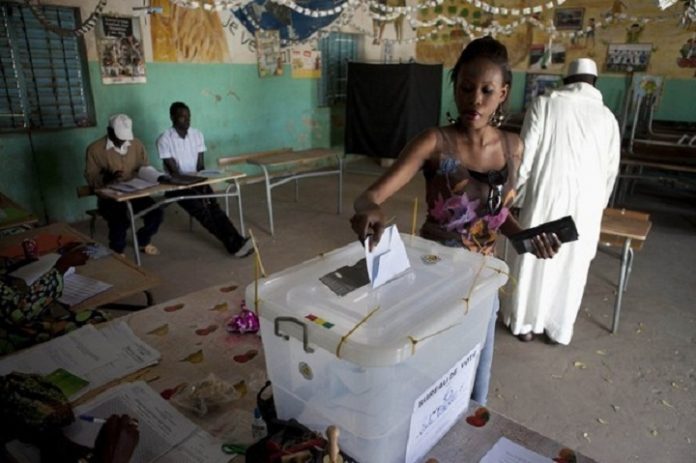 Législatives: “Les listes seront publiées par arrêté et non par affichage” selon la Direction Générale des élections