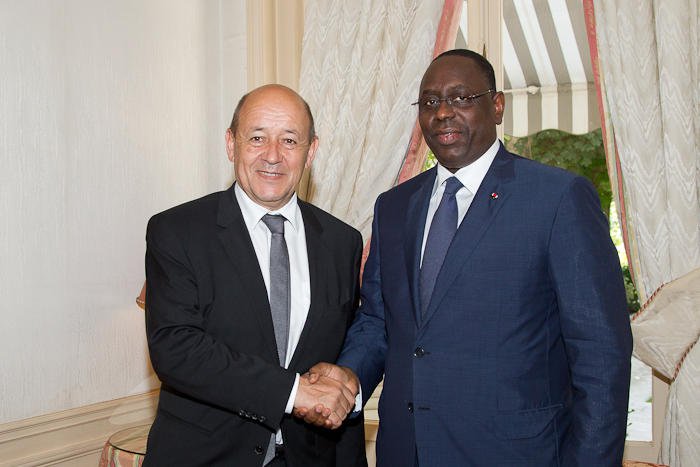 Coopération : Le ministre français de l’Europe et des affaires étrangères, Le Drian à Dakar le 15 juin 2017