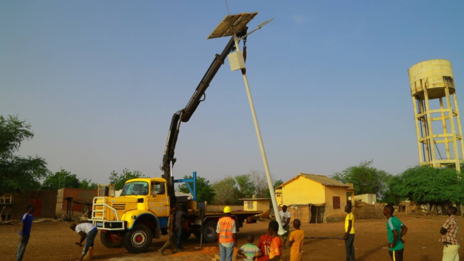 Électrification rurale: Macky Sall veut un audit des travaux de l’Aser