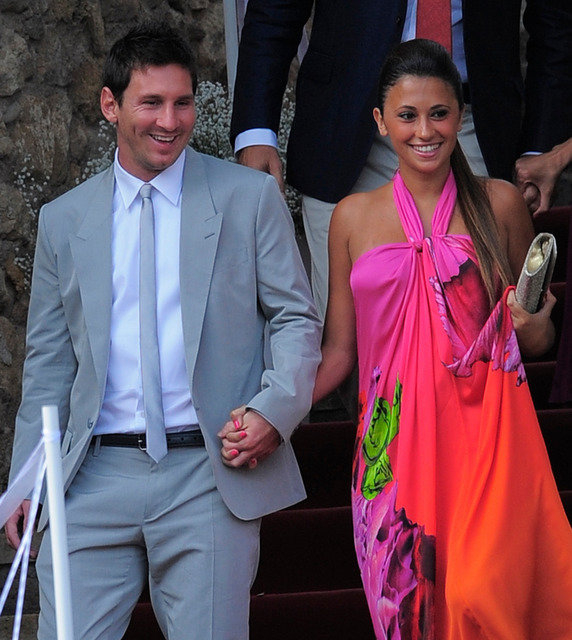 Lionel Messi et Antonella Roccuzzo étaient au mariage de Andres Iniesta en Espagne en juillet 2012.