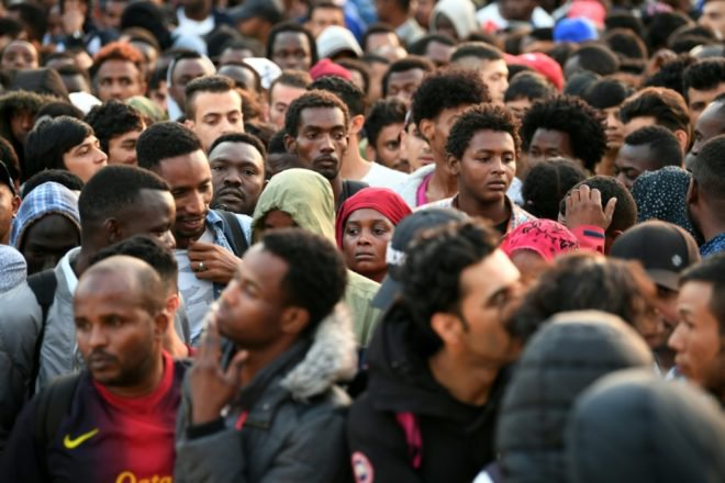 2.800 migrants évacués à Paris, un record depuis novembre
