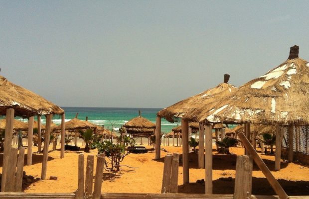 ENQUETE EXCLUSIVE – Débauche sur les plages : Satan reprend service, le sexe et l’alcool saoulent l’axe BCEAO-Virage