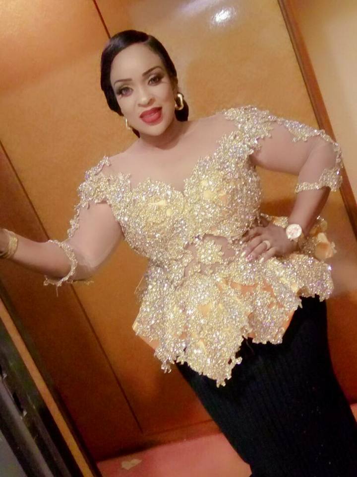 La belle Mado Diaw de la TFM, bien sapée en mode Make Up