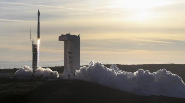 Etats-Unis : la Chambre des représentants vote la création d'une armée de l'espace