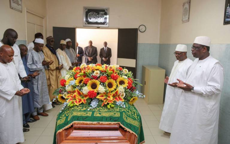 Le Président Macky Sall a assisté à la levée du corps de Babacar Ndiaye, ancien Président de la BAD (images)