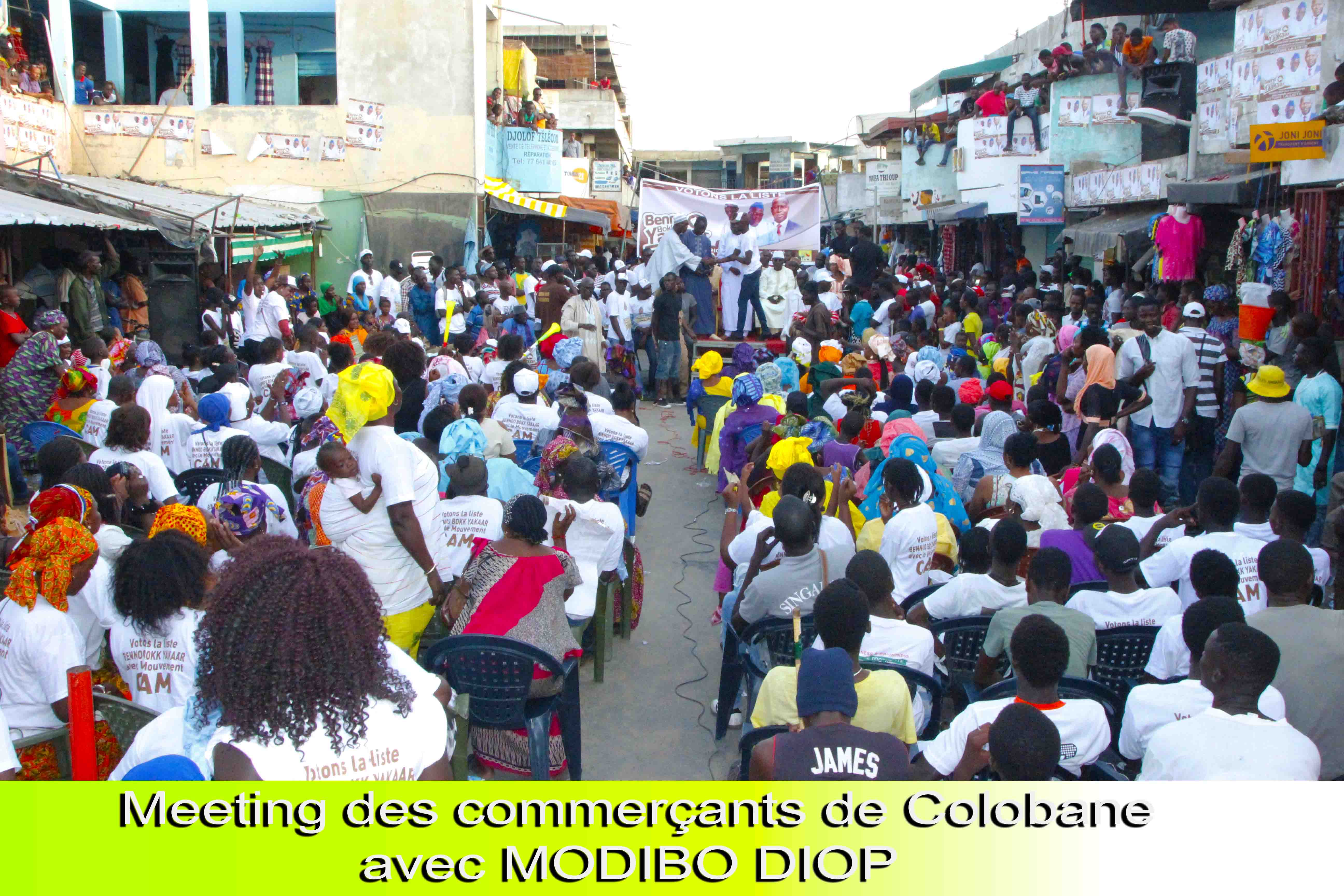 (Photos)  Meeting De Modibo Diop Parain des Jeunes Commerçants De Dakar Au Marché Colobane