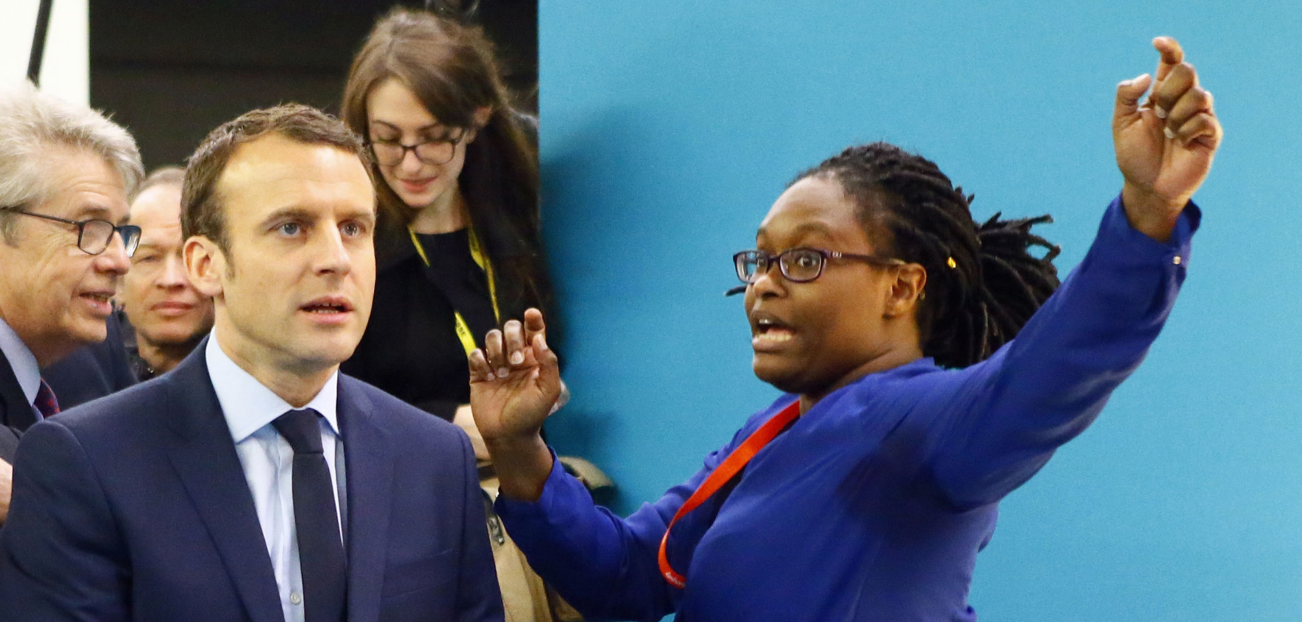 "Yes, la meuf est dead": Sibeth Ndiaye dément avoir envoyé ce texto sur Simone Veil à un journaliste