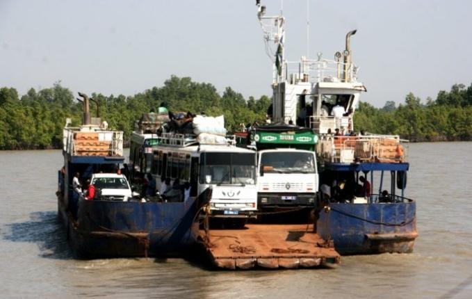 Traversée gambienne : Le Bac cogne une pirogue et fait 2 morts