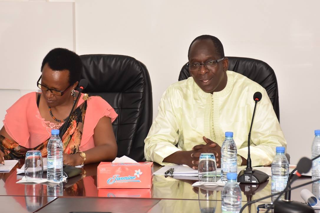Séance de travail entre le ministre de la Gouvernance locale Abdoulaye Diouf Sarr et son homologue du Burundi (Images)