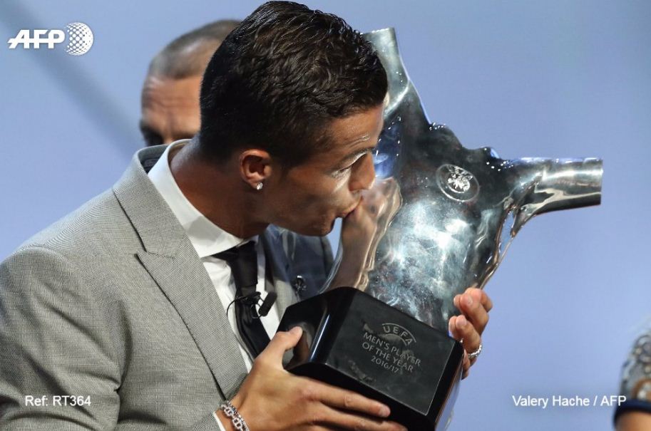 Cristiano Ronaldo élu joueur UEFA de la saison 2016-2017
