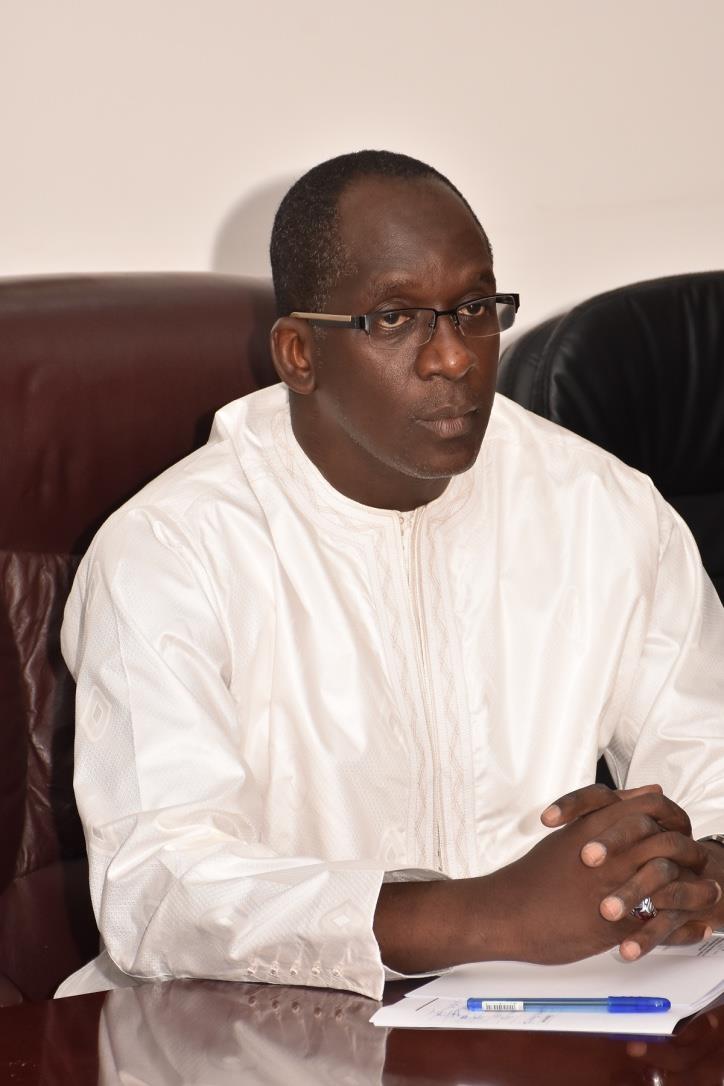 Le ministre Abdoulaye Diouf Sarr donne une lueur d’espoir aux commerçants de Rufisque (Images)