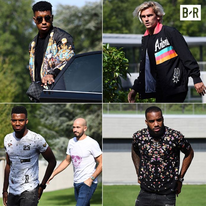 Photos: L'arrivée des Bleus à Clairefontaine pour leur match contre le Pays-Bas, en éliminatoires de Coupe du Monde