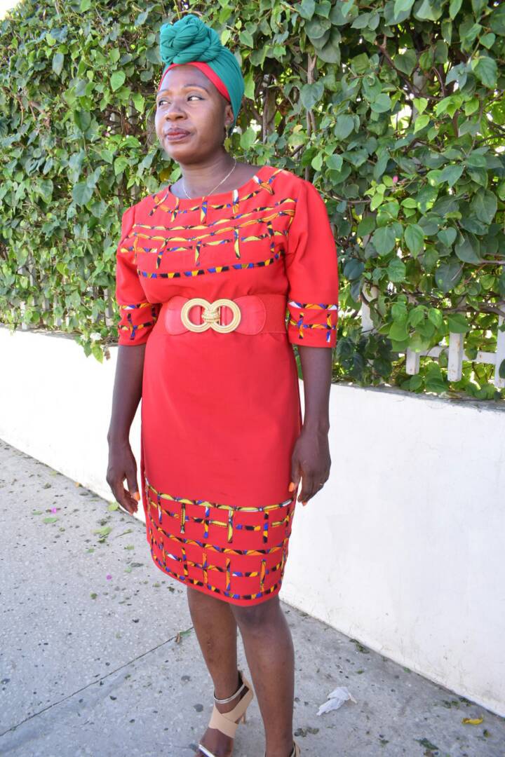 Photos : Etuma Séba jubile après la libération de son mari Kémi Séba, regardez