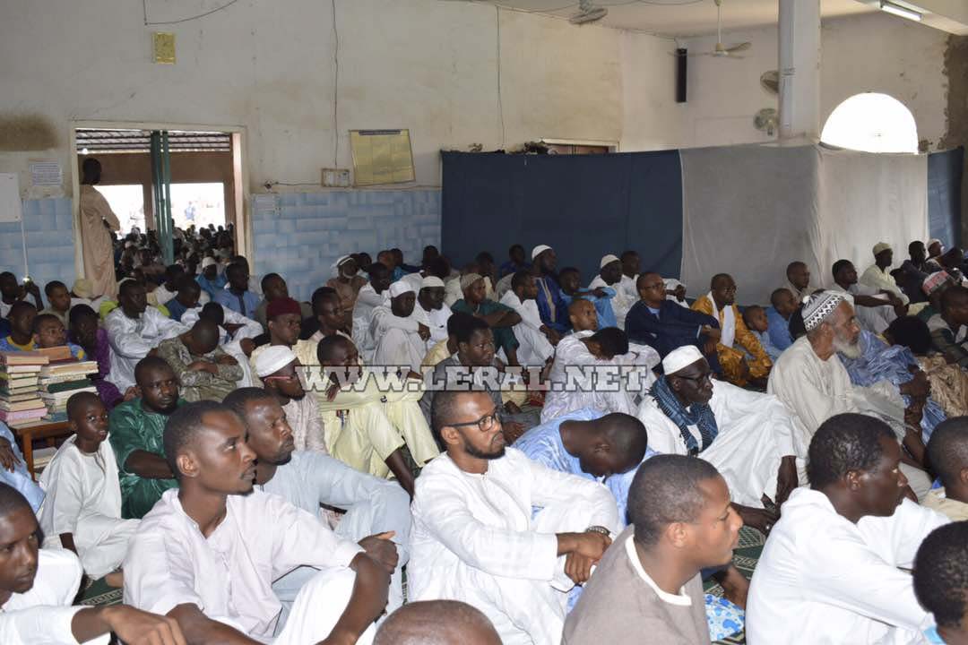 10 Photos: Tabaski 2017/ Mosquée UCAD: la communauté Ibadou a prié aujourd'hui