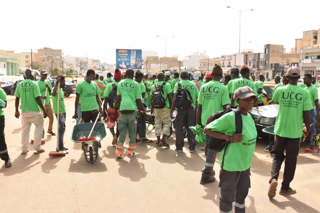 Images: Le ministre Abdoulaye Diouf sarr a lancé ce vendredi, l'opération spéciale de gestion des déchets solides sur toute la région de Dakar.