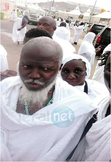 Photos exclusives : Le célèbre prêcheur sénégalais Oustaz Aliou Sall à la Mecque pour son Hadji