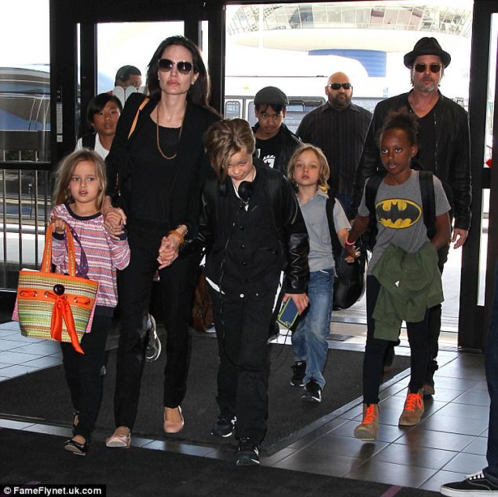 Une nouvelle fracassante pour le couple Brad Pitt et Angelina Jolie: C'est officiel, ils se remettent ensemble !