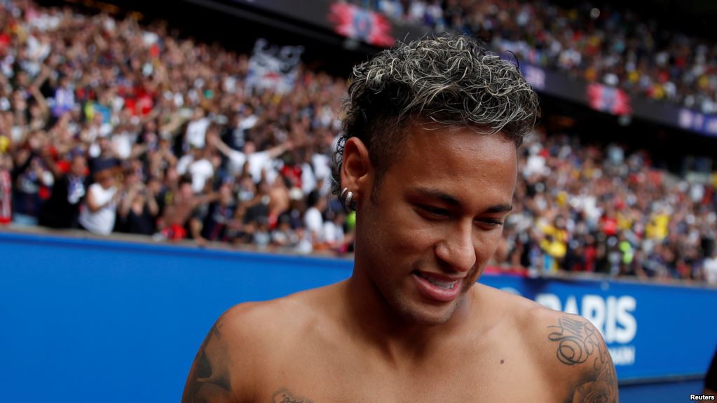 Neymar lors du match PSG-Amiens, au Parc des Princes, Paris, le 5 août 2017.