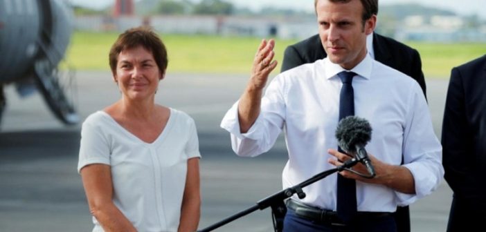 France: Emmanuel Macron se rend dans les zones ravagées par l’ouragan Irma pour répondre aux critiques