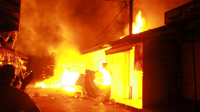 Un incendie ravage un grand marché au nord d'Abidjan
