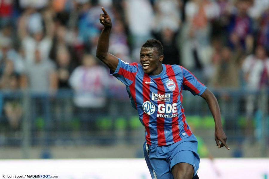 (16 Photos) Nouvelles têtes dans la "Tanière" des "Lions" : Mbaye Niang et Youssouf Sabaly