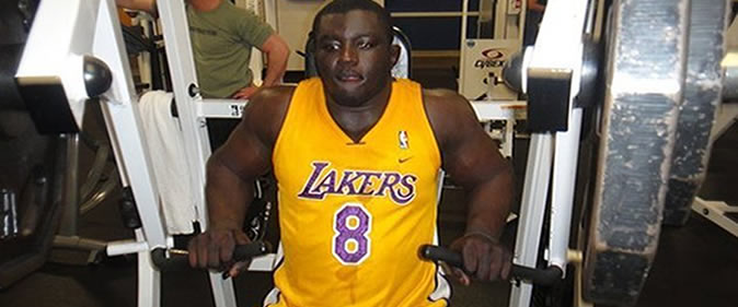 Pour battre Gris Bordeaux le 1er janvier : Balla recrute un ivoirien en bodybuilding