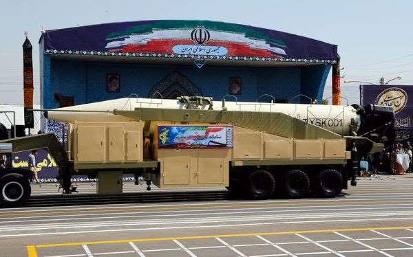 L’Iran répond à Trump par un tir de missile