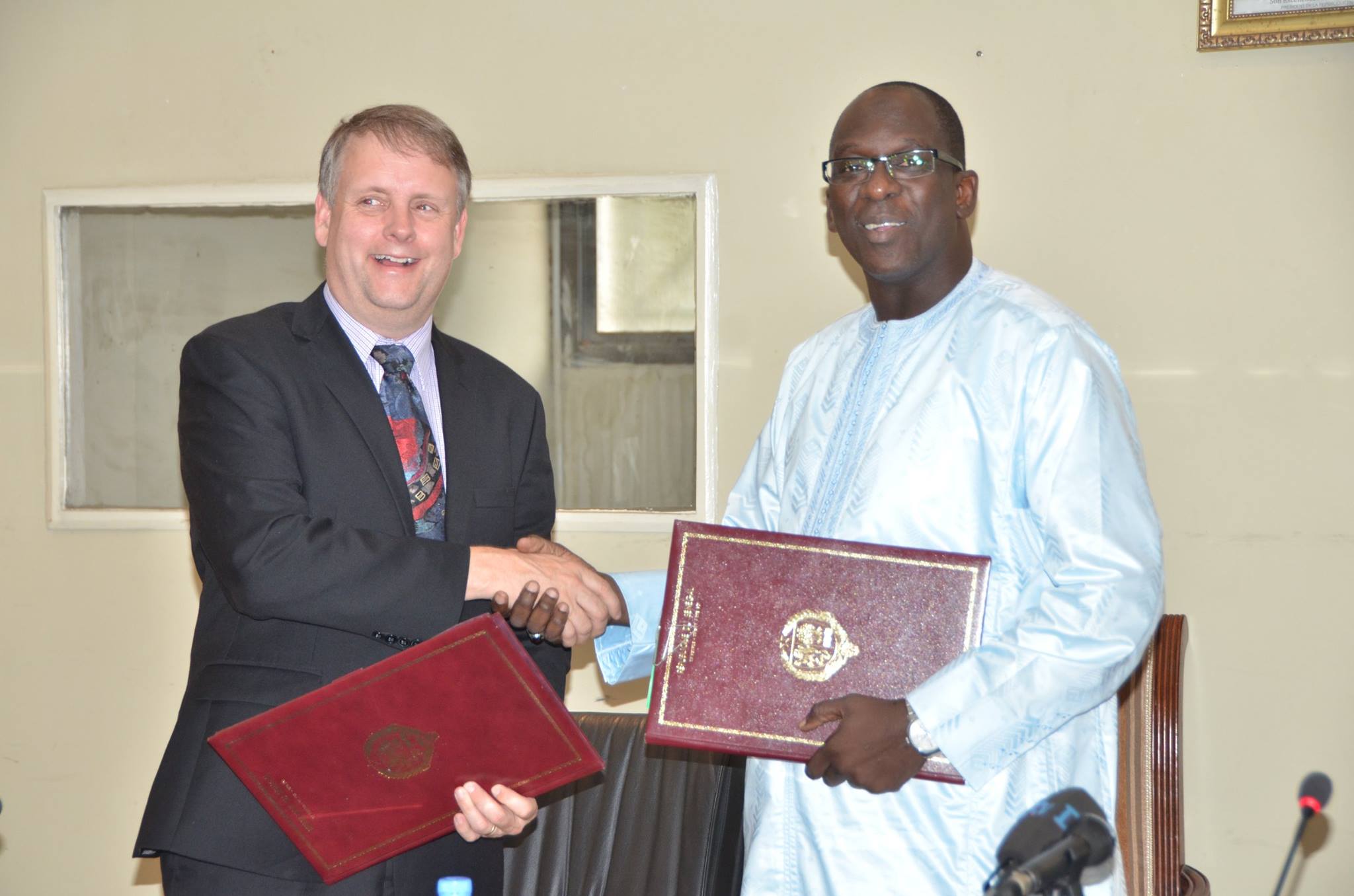 signature d’Accord de siège entre le Gouvernement du Sénégal et  l’Organisation Internationale Non Gouvernementale (IONG) « MERCY SHIPS » (Bateau-Hôpital)