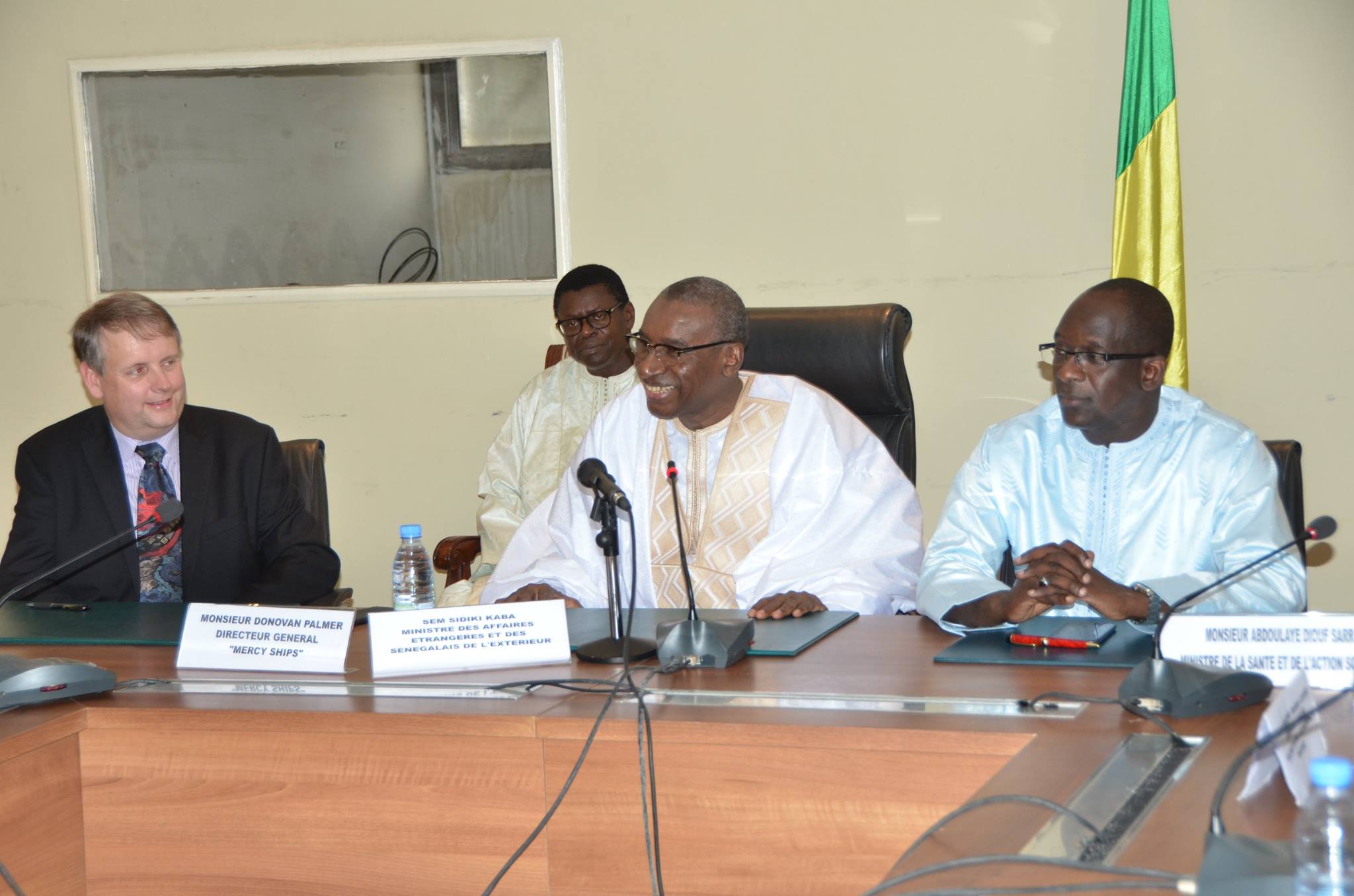 Dakar: Signature d’Accord de siège pour le bateau-hôpital entre le Gouvernement du Sénégal et  l’ONG « MERCY SHIPS » (Images)
