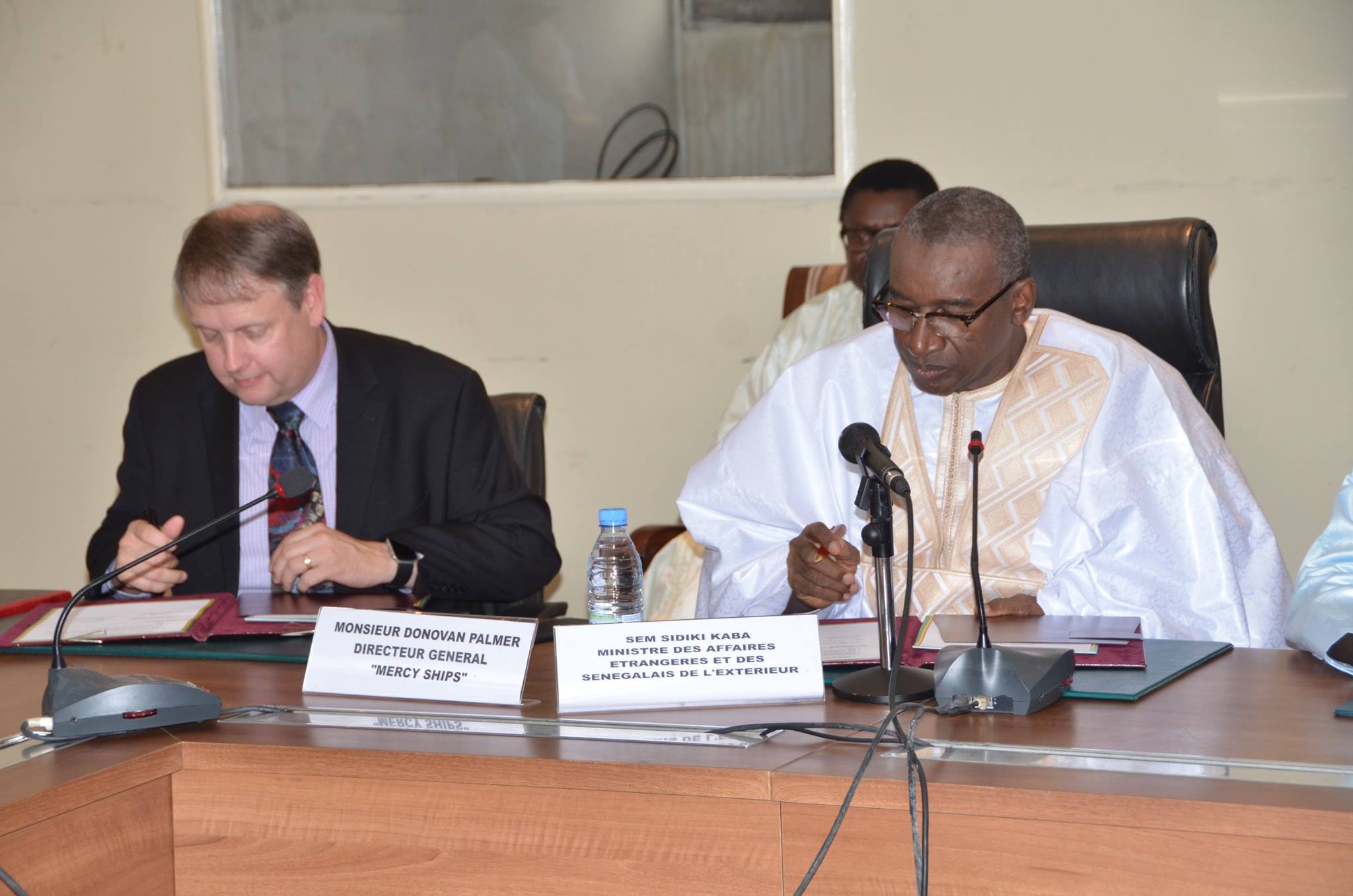 Dakar: Signature d’Accord de siège pour le bateau-hôpital entre le Gouvernement du Sénégal et  l’ONG « MERCY SHIPS » (Images)