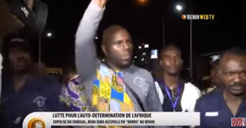 Vidéo-  Accueilli en héros au Bénin, Kemi Séba se défoule sur Macky Sall et Ouattara