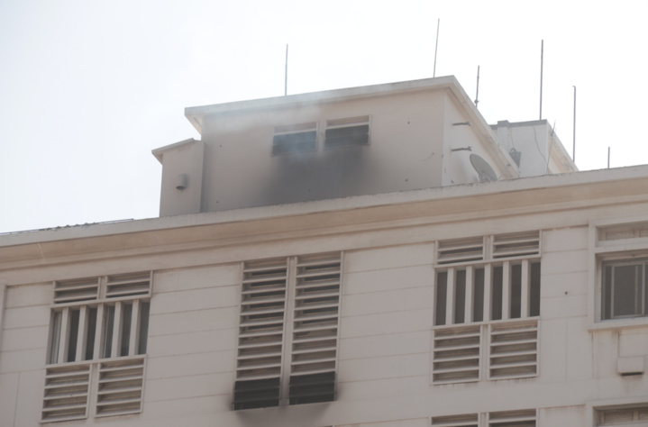 Incendie dans un immeuble du centre-ville de Dakar : Le bilan fait état d’un mort et de deux asphyxiés