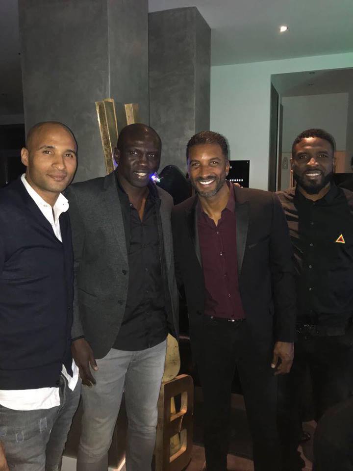 Arrêt sur image : Habib Bèye a fêté son anniversaire avec des amis de la « génération 2002 »