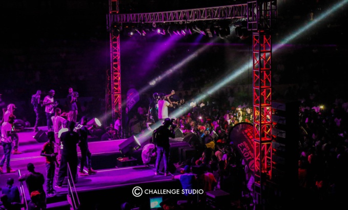( 19 Photos ) Images Show Of The Year 2017 – Nit Doff Killer  prouve à nouveau qu’il est le « King Des Stades »