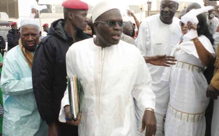 Même en prison, Khalifa nomme…