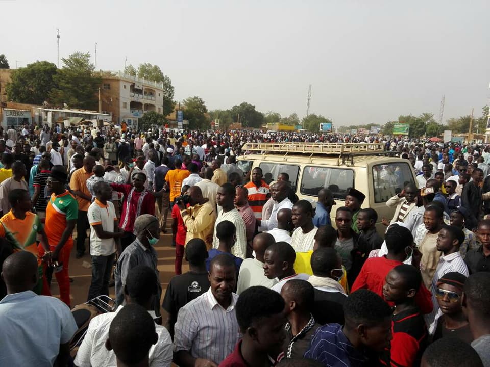 Le bilan des violents affrontements entre manifestants et policiers au Niger est lourd (photos)