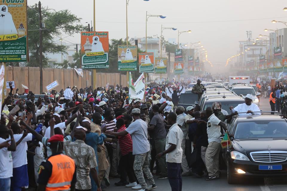 Photos : le Président Macky Sall accueilli dans la ville sainte de Touba