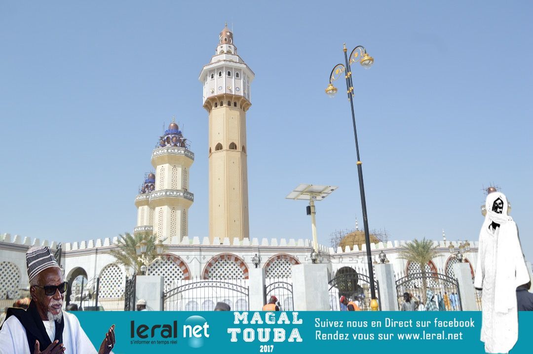 Images de la prière du Vendredi à la Grande Mosquée de Touba