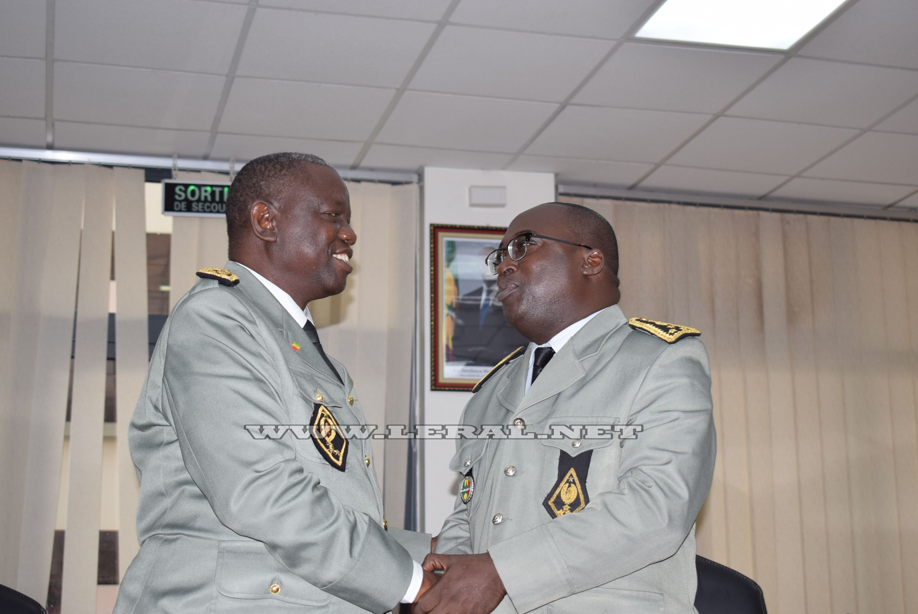 Direction générale des Douanes : Papa Ousmane Guèye passe le témoin à Oumar Diallo