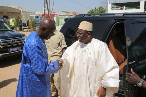 Fatick : Macky Sall au chevet de famille de son oncle, victime d'une grave incendie