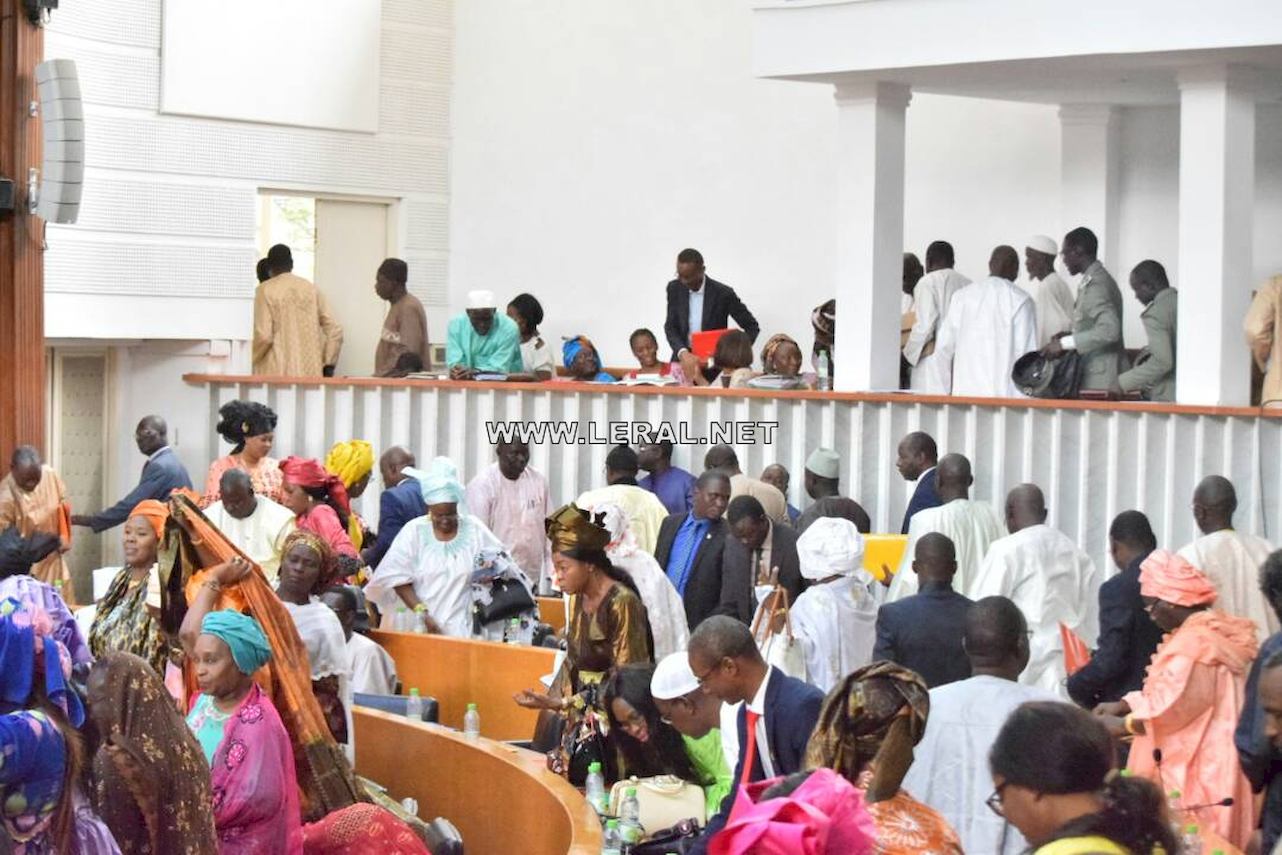 (Photos) En direct de l'Assemblée nationale pour la levée de l’immunité parlementaire du député-maire Khalifa Sall