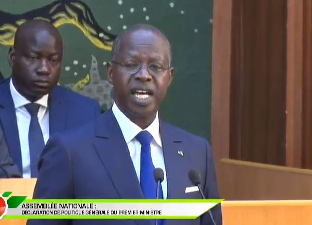 DPG: Dionne réitère l'engagement de son gouvernement au dialogue